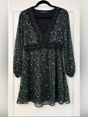 Zara Black Floral V-Neck Long Sleeve Dress - Size Small